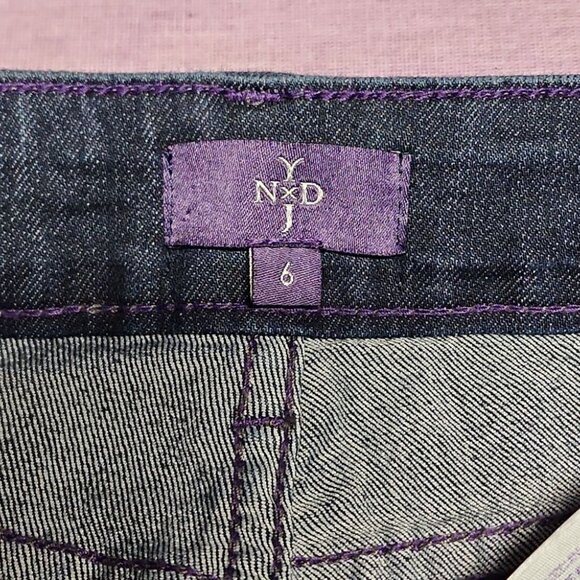 NYDJ embellished legging - Picture 12 of 13